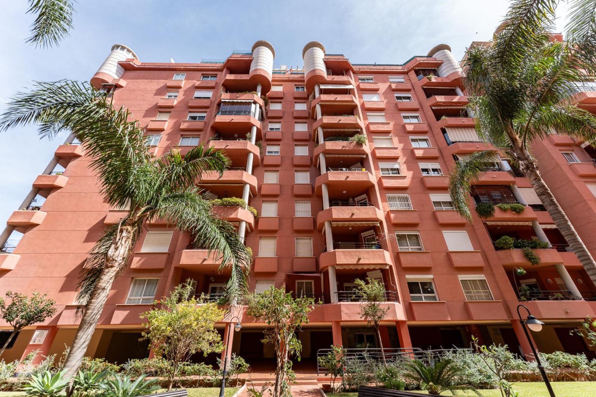 Malagasuite Coastal Paradise ฟูเอนฮิโรลา ภายนอก รูปภาพ